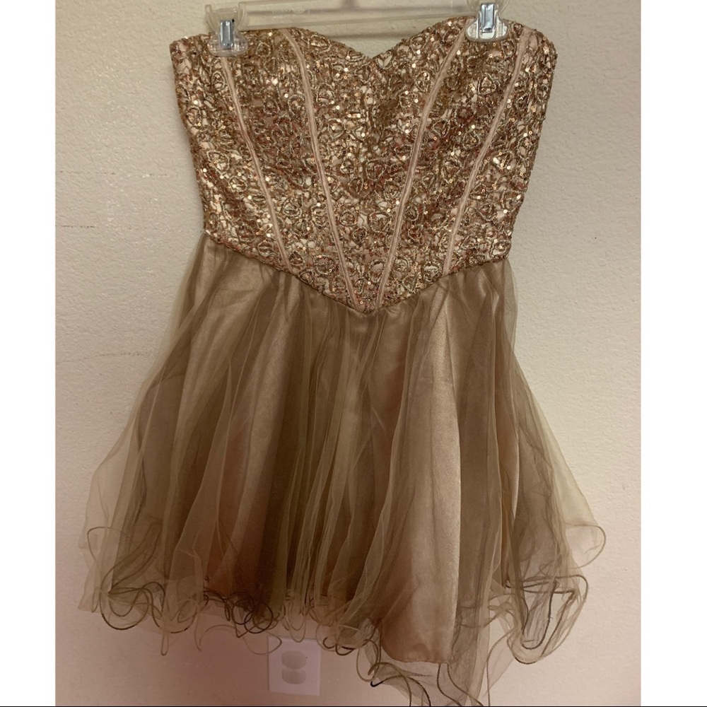 Strapless Formal Dress